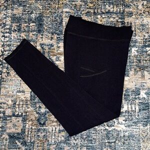 Hue Black Leggings / Pants Sz. MD